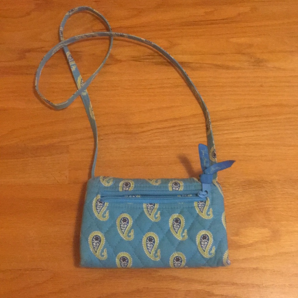 🌸📲💄Vera Bradley Powder Blue Crossbody Purse